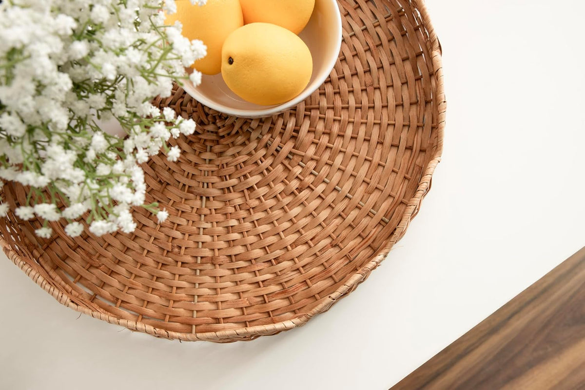 Wavley Modern round Scalloped Woven Rattan Tray, 18 Inch Diameter, Natural Rattan, Decorative Wavy Boho Tray for Use as Versatile Ottoman Tray or Serving Platter