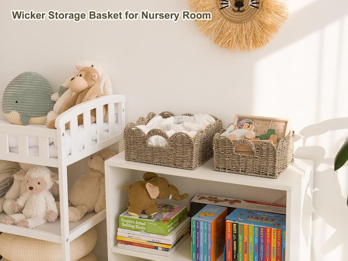 Scalloped Basket, Wicker Storage Basket with Lid for Room Décor, Scalloped Wicker Basket, Nursery Basket with Handles